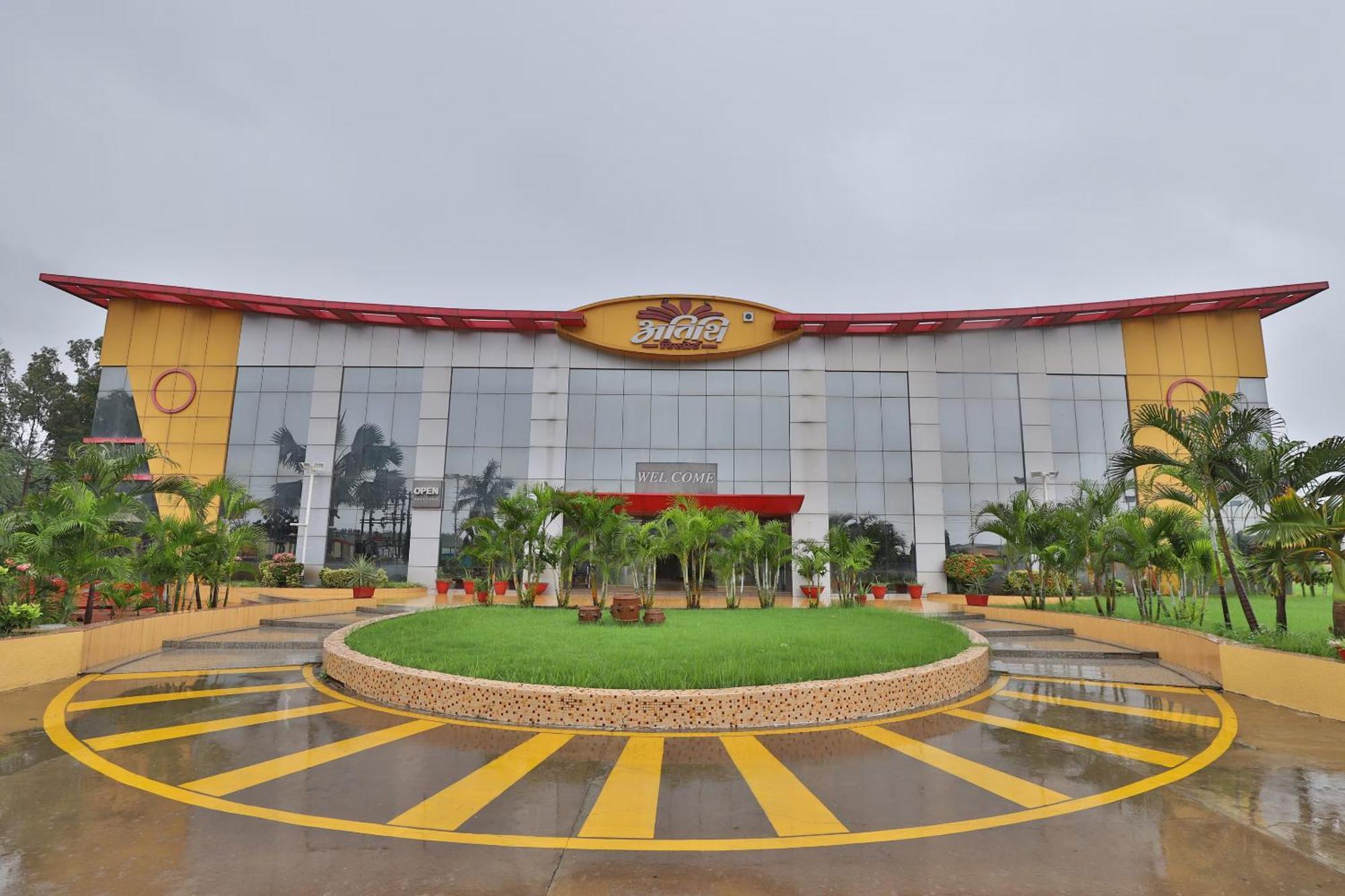 Atithi Resort Bharuch Eksteriør bilde